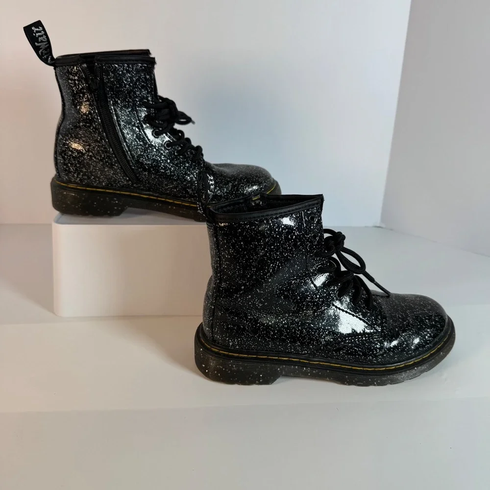 Dr. Martens 1460 J Kids Black Patent Splatter Combat Boots Size 3 US 2 UK 34 EU